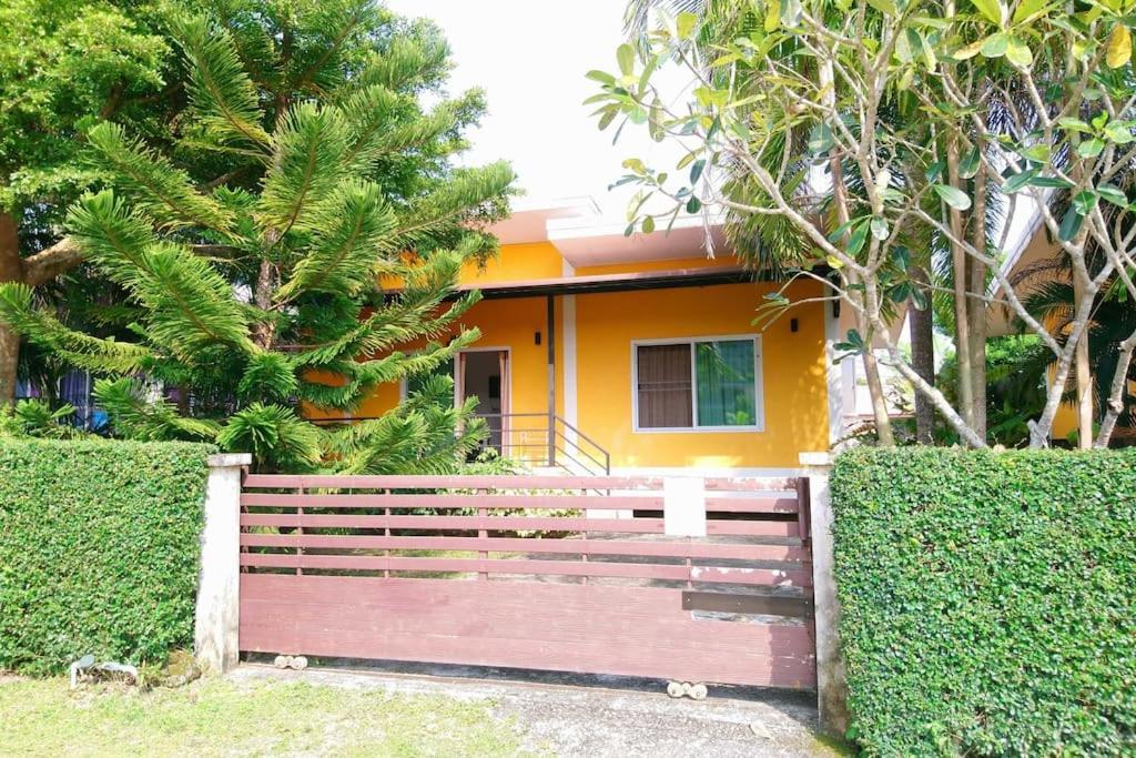 Little Yellow House- Aonang Ao Nang المظهر الخارجي الصورة